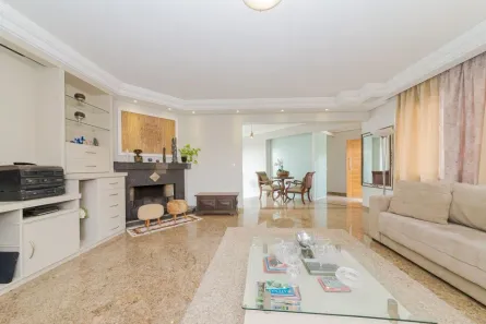 Casa com 3 Quartos à venda, 233m² no São João, Curitiba