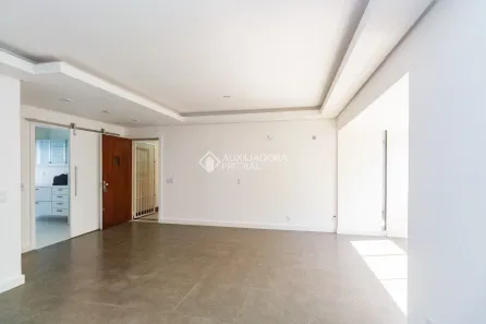 Apartamento com 3 Quartos para alugar, 123m² no Petrópolis, Porto Alegre