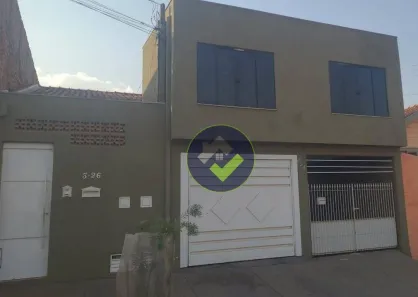 Sobrado com 3 Quartos à venda, 239m² no Vila Giunta, Bauru