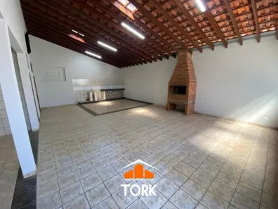 Casa com 3 Quartos para alugar, 234m² no Jardim Aviação, Presidente Prudente