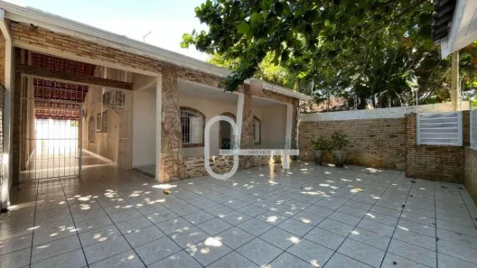 Casa com 3 Quartos à venda, 231m² no Balneário Stella Maris, Peruíbe