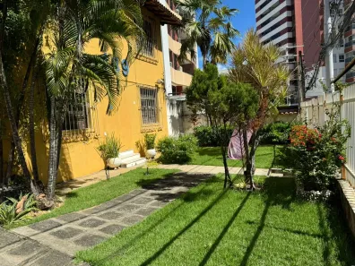 Casa com 11 Quartos à venda, 401m² no Pituba, Salvador