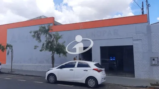Sala Comercial para alugar, 600m² no Centro, Uberlândia