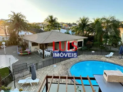 Casa de Condomínio com 3 Quartos à venda, 217m² no Camboinhas, Niterói