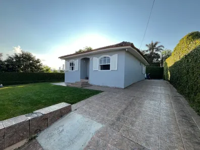 Casa com 2 Quartos à venda, 85m² no Uvaranas, Ponta Grossa