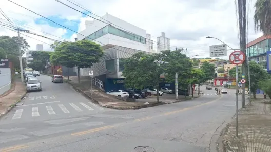 Sala Comercial para alugar, 280m² no Cinquentenário, Belo Horizonte