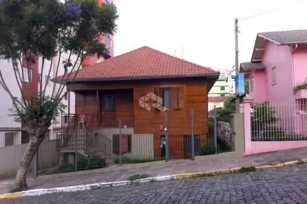 Casa com 5 Quartos à venda, 205m² no São Francisco, Bento Gonçalves