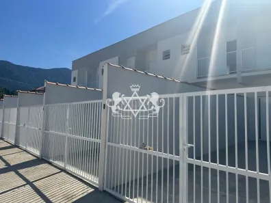 Sobrado com 3 Quartos à venda, 79m² no Portal da Fazendinha, Caraguatatuba