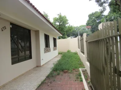 Casa com 3 Quartos à venda, 136m² no Zona 07, Maringá