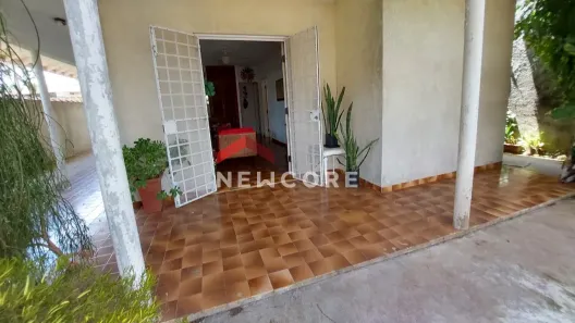 Casa com 2 Quartos à venda, 270m² no Centro, Peruíbe
