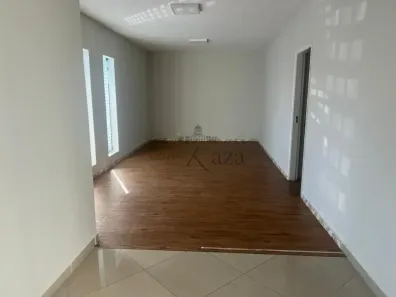Imóvel Comercial com 8 Quartos para alugar, 312m² no Vila Betânia, São José dos Campos