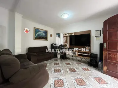 Casa com 4 Quartos à venda, 250m² no Embaré, Santos