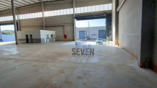 Galpão/Depósito/Armazém para alugar, 1500m² no Parque Paulista, Bauru