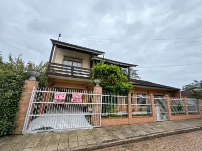 com 3 Quartos para alugar, 288m² no Dos Estados, Timbó