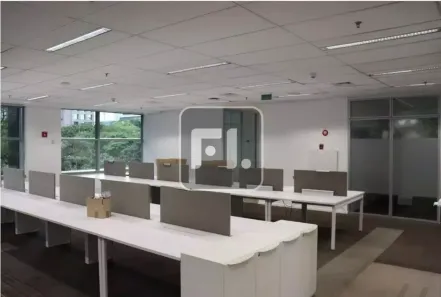Sala Comercial para alugar, 8405m² no Vila Gertrudes, São Paulo