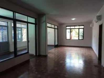 com 9 Quartos para alugar, 675m² no Pacaembu, São Paulo