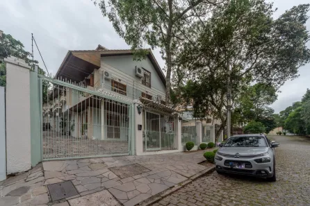 Casa de Condomínio com 3 Quartos à venda, 225m² no Jardim Isabel, Porto Alegre