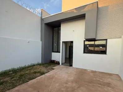 Casa com 2 Quartos à venda, 58m² no Laranjeiras, Uberlândia