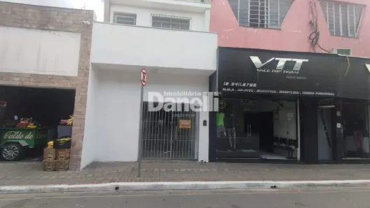 Imóvel Comercial com 3 Quartos à venda, 120m² no Centro, Taubaté