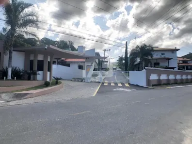 Casa com 3 Quartos à venda, 240m² no Ariribá, Balneário Camboriú