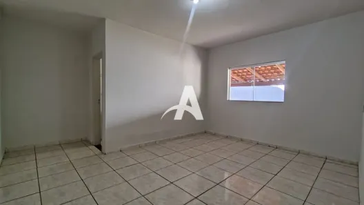 Casa com 2 Quartos para alugar, 134m² no Alto Umuarama, Uberlândia