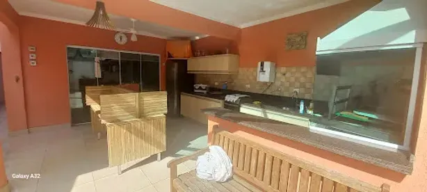 Casa com 3 Quartos à venda, 138m² no Jardim Las Palmas, Guarujá