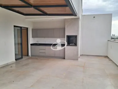 Apartamento com 4 Quartos para alugar, 140m² no Daniel Fonseca, Uberlândia