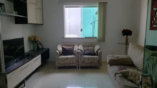 Casa de Condomínio com 4 Quartos para alugar, 400m² no Aleixo, Manaus