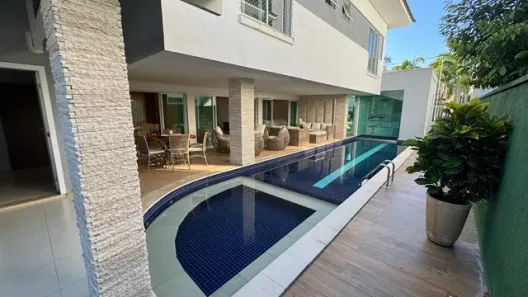 Casa com 4 Quartos para alugar, 338m² no Cararu, Eusébio