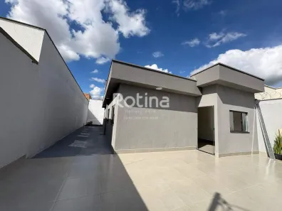 Casa com 3 Quartos à venda, 120m² no Laranjeiras, Uberlândia