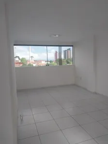 Apartamento com 3 Quartos para alugar, 76m² no Lauritzen, Campina Grande
