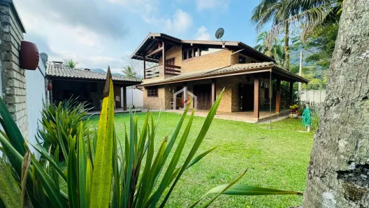 Casa de Condomínio com 4 Quartos à venda, 241m² no Horto Florestal, Ubatuba