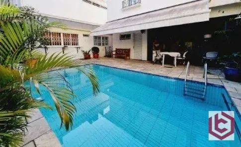 Casa com 4 Quartos à venda, 350m² no Boqueirão, Santos