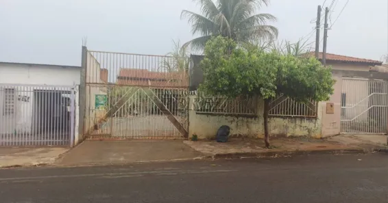 Casa com 2 Quartos à venda, 105m² no Conjunto Vivi Xavier, Londrina