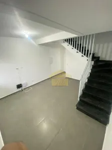 Sobrado com 2 Quartos à venda, 79m² no Taboão, Diadema
