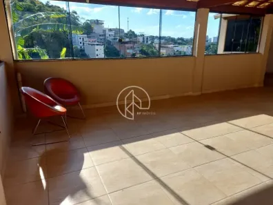 Casa com 2 Quartos à venda, 225m² no São Geraldo, Juiz de Fora