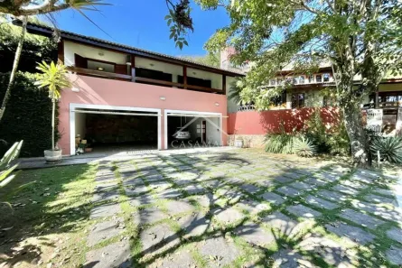 Casa com 5 Quartos à venda, 446m² no Águas da Fazendinha, Carapicuíba