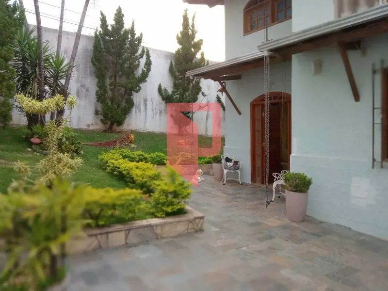 Casa com 4 quartos — Itapoã, Belo Horizonte