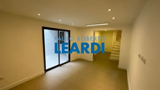Casa com 3 Quartos à venda, 241m² no Morro dos Ingleses, São Paulo