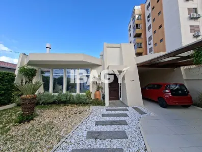 Casa com 3 Quartos para alugar, 149m² no Trindade, Florianópolis