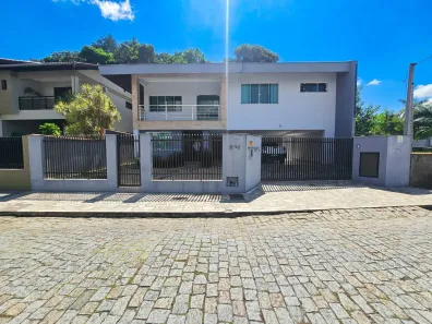 Casa com 4 Quartos à venda, 450m² no Vila Nova, Blumenau