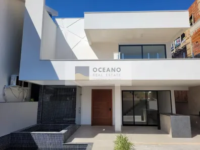 Casa de Condomínio com 4 Quartos à venda, 304m² no Recreio dos Bandeirantes, Rio de Janeiro