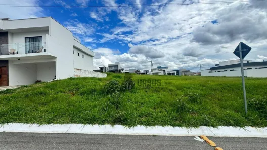 Lote/Terreno à venda, 250m² no Vale dos Cristais, Taubaté