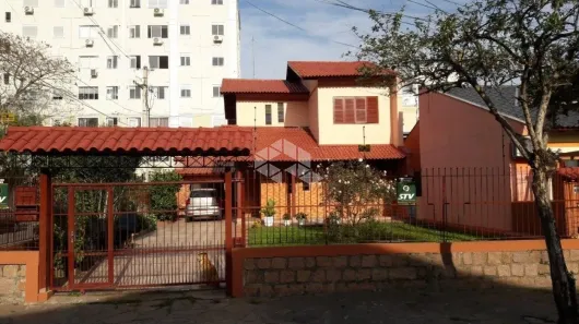 Casa com 3 Quartos à venda, 300m² no Nonoai, Porto Alegre