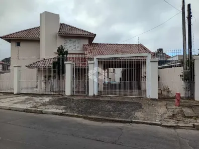 Casa com 4 Quartos à venda, 256m² no Vila João Pessoa, Porto Alegre