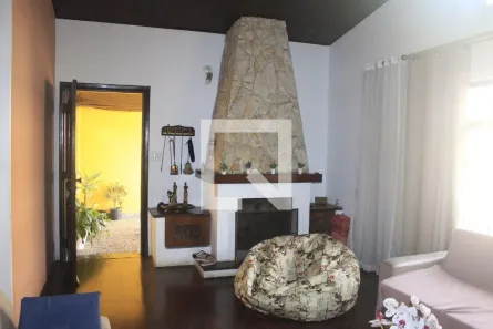 Casa com 3 Quartos à venda, 250m² no Jardim Santa Mena, Guarulhos