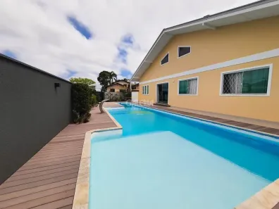 Casa com 3 Quartos à venda, 355m² no Costa e Silva, Joinville