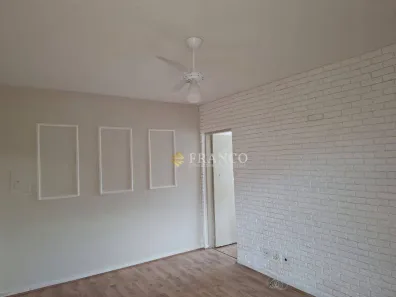 Apartamento com 2 Quartos para alugar, 60m² no Quiririm, Taubaté