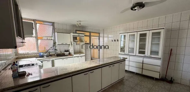 Apartamento com 4 Quartos para alugar, 220m² no Centro, Uberaba