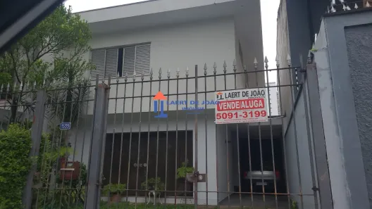 Casa com 3 Quartos para venda ou aluguel, 250m² no Campo Belo, São Paulo